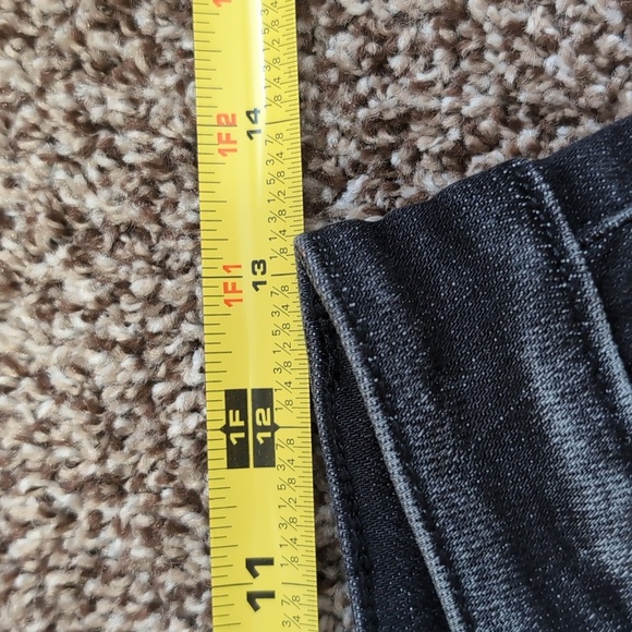 Vervet Audrey Mom High rise Jeans Stretchy Distressed Size 26 Black NEW - Picture 4 of 7